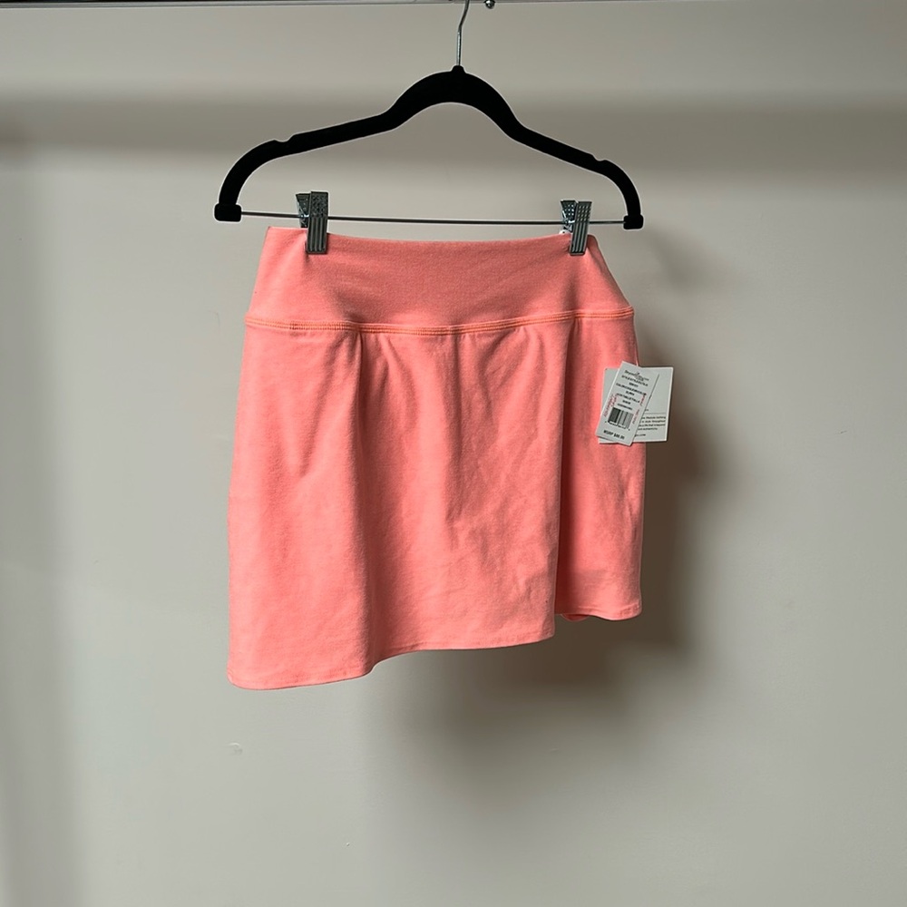 Beyond yoga movement skirt electric peach heather